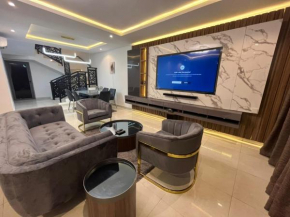 Family Friendly 4 Bedroom Luxury House in Lekki phase 1 - 24/7 Electricity/WIFI/Security